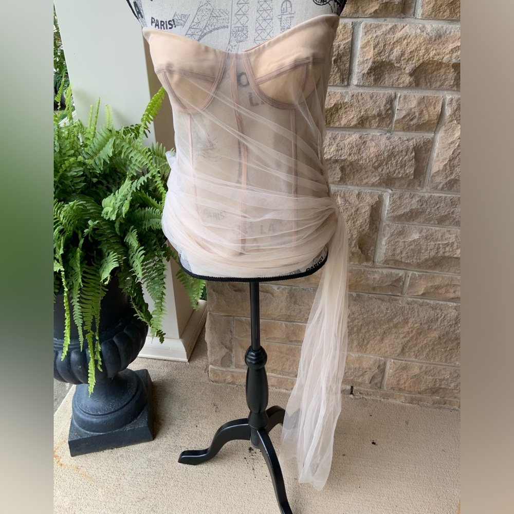 RARE FASHION NOVA Tule Mesh Nude Bustier Corset Draped Top Size Large LIKE NEW